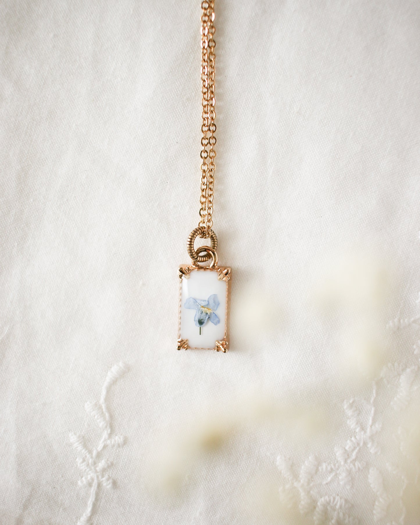 The Lydia Necklace (forget me not)