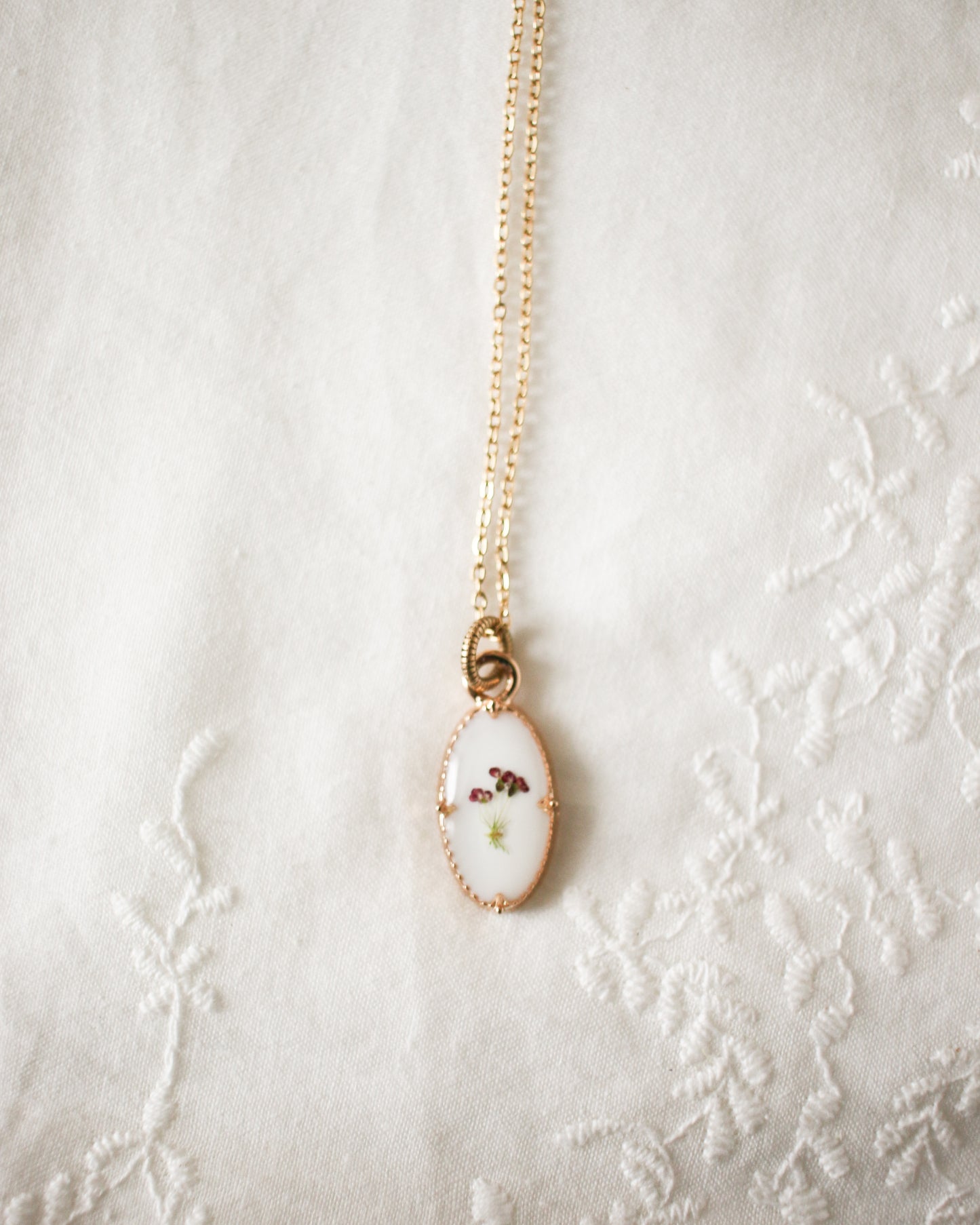 The Lydia Necklace (chocolate Queen Anne's lace)