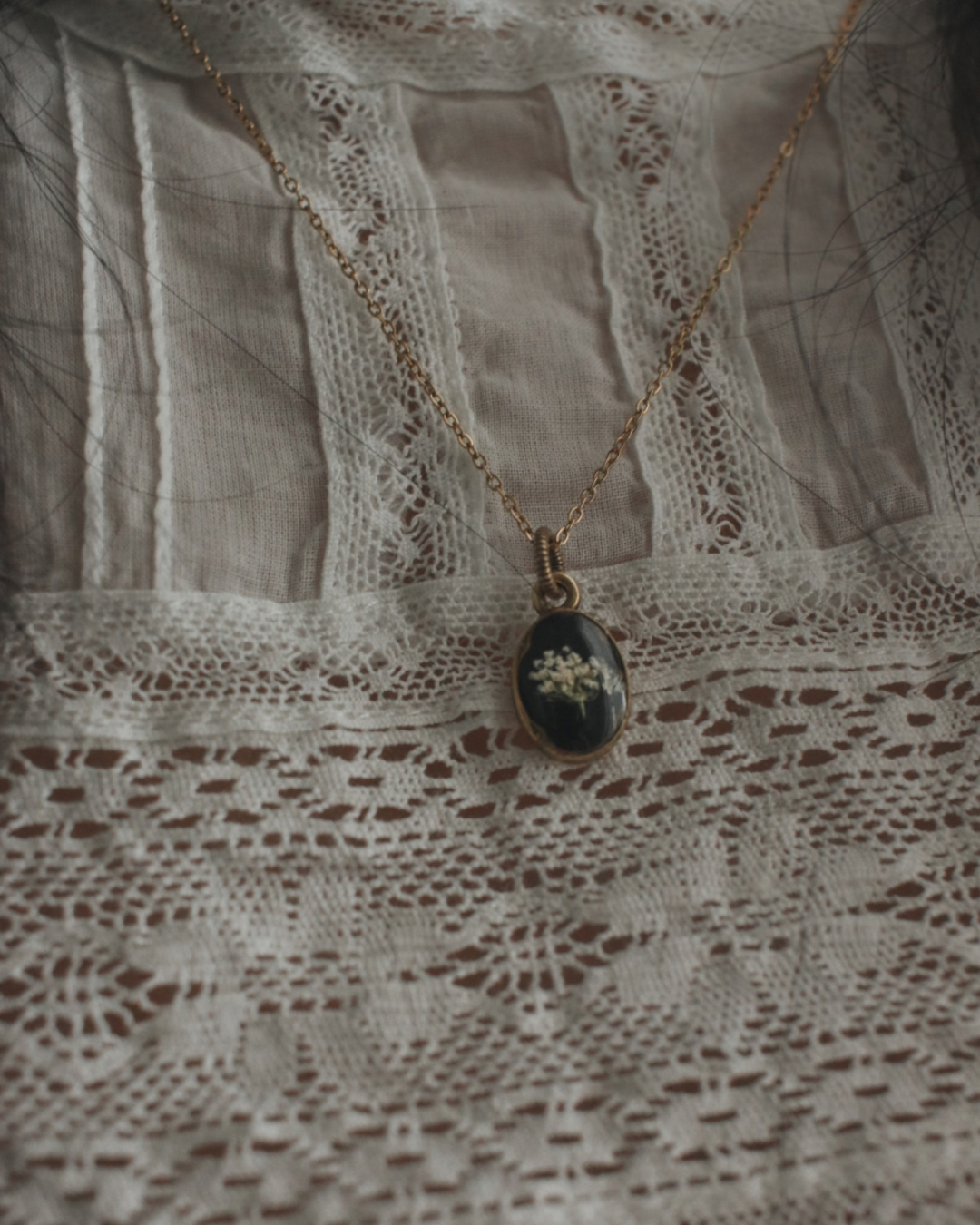 The Elizabeth Heirloom Necklace