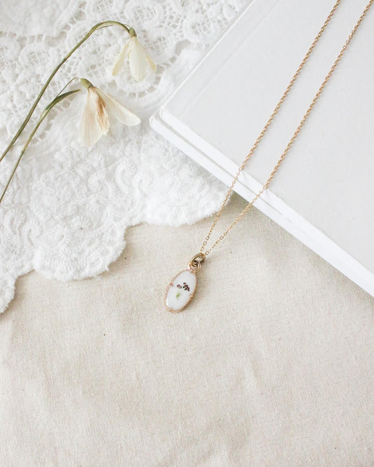 The Lydia Necklace (chocolate Queen Anne's lace)