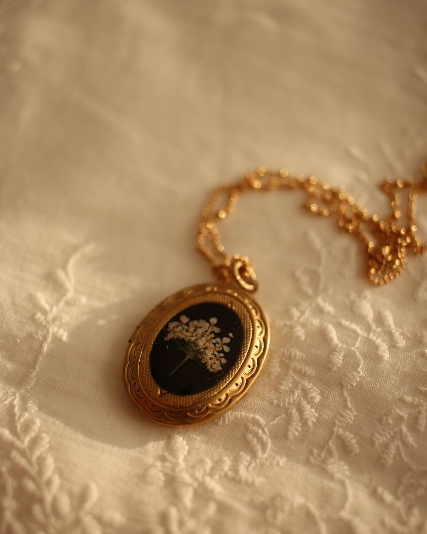 Pre Order The Elizabeth Locket