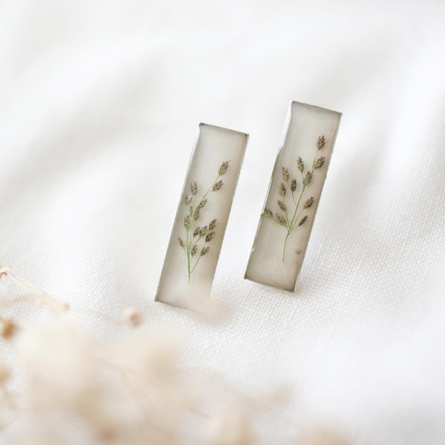 Winter Fields Bar Studs