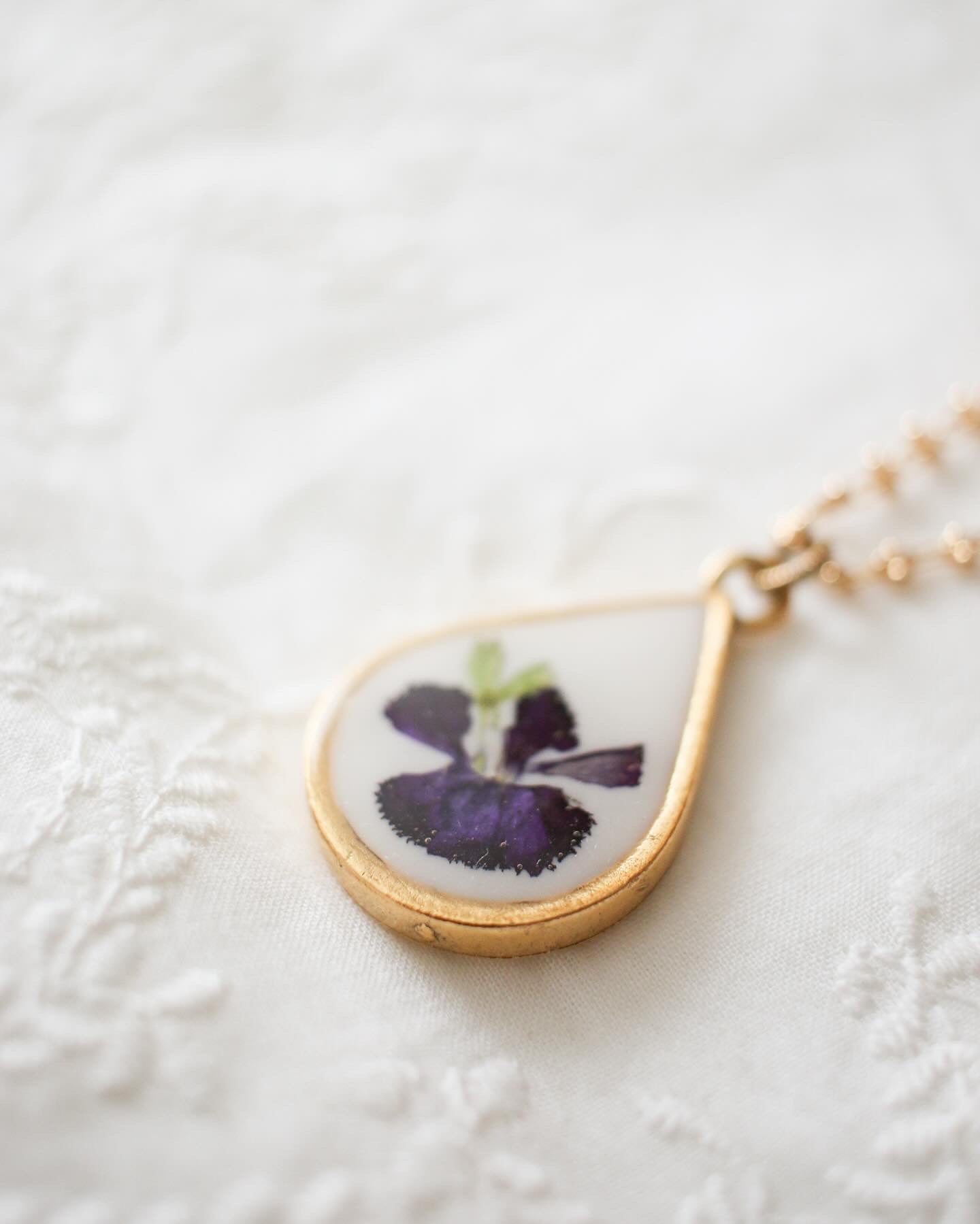 The Mary Bennet Pendant