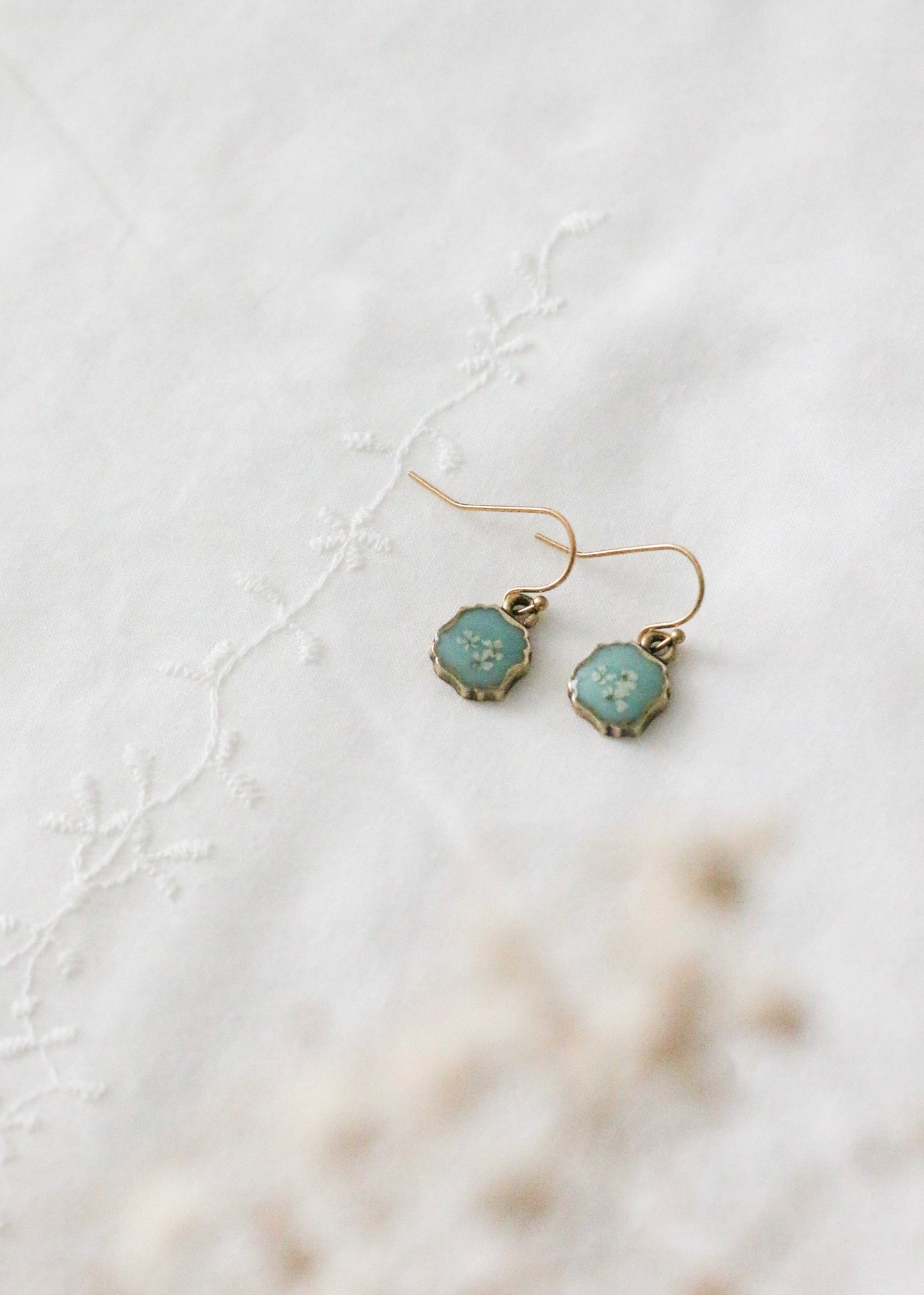 Kralik Earrings