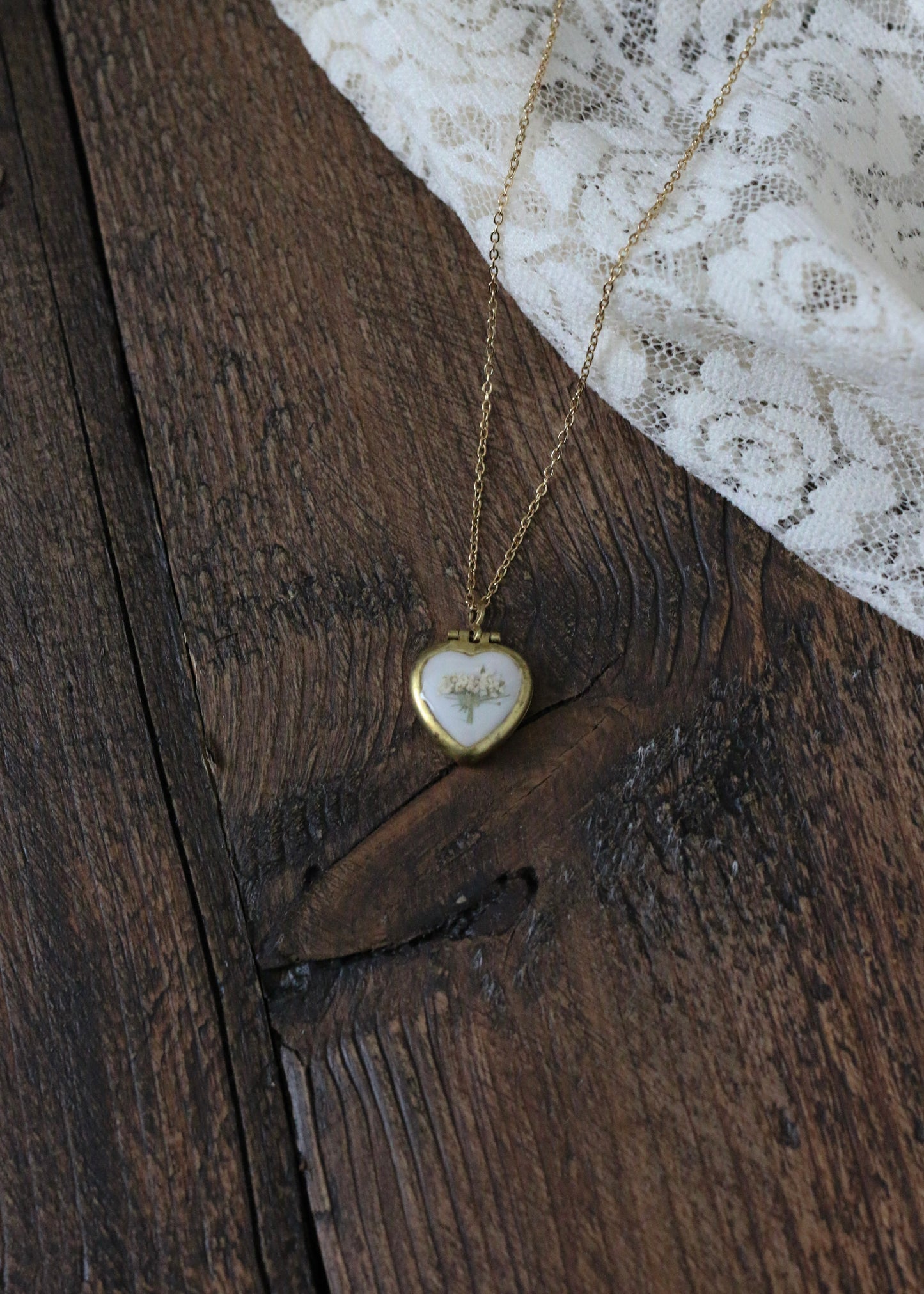 Klara Locket