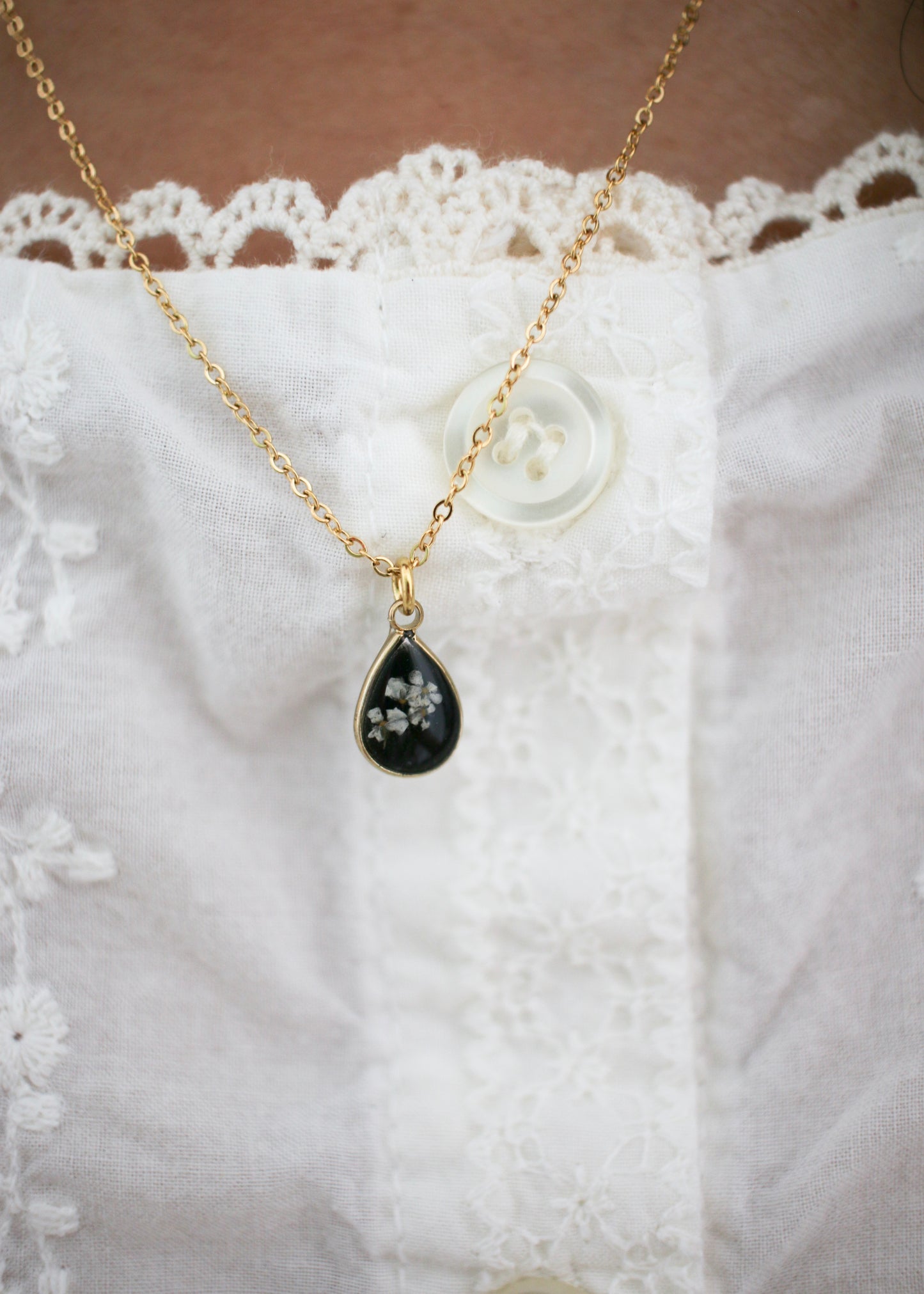 Heirloom Marilla Necklace (Modern)