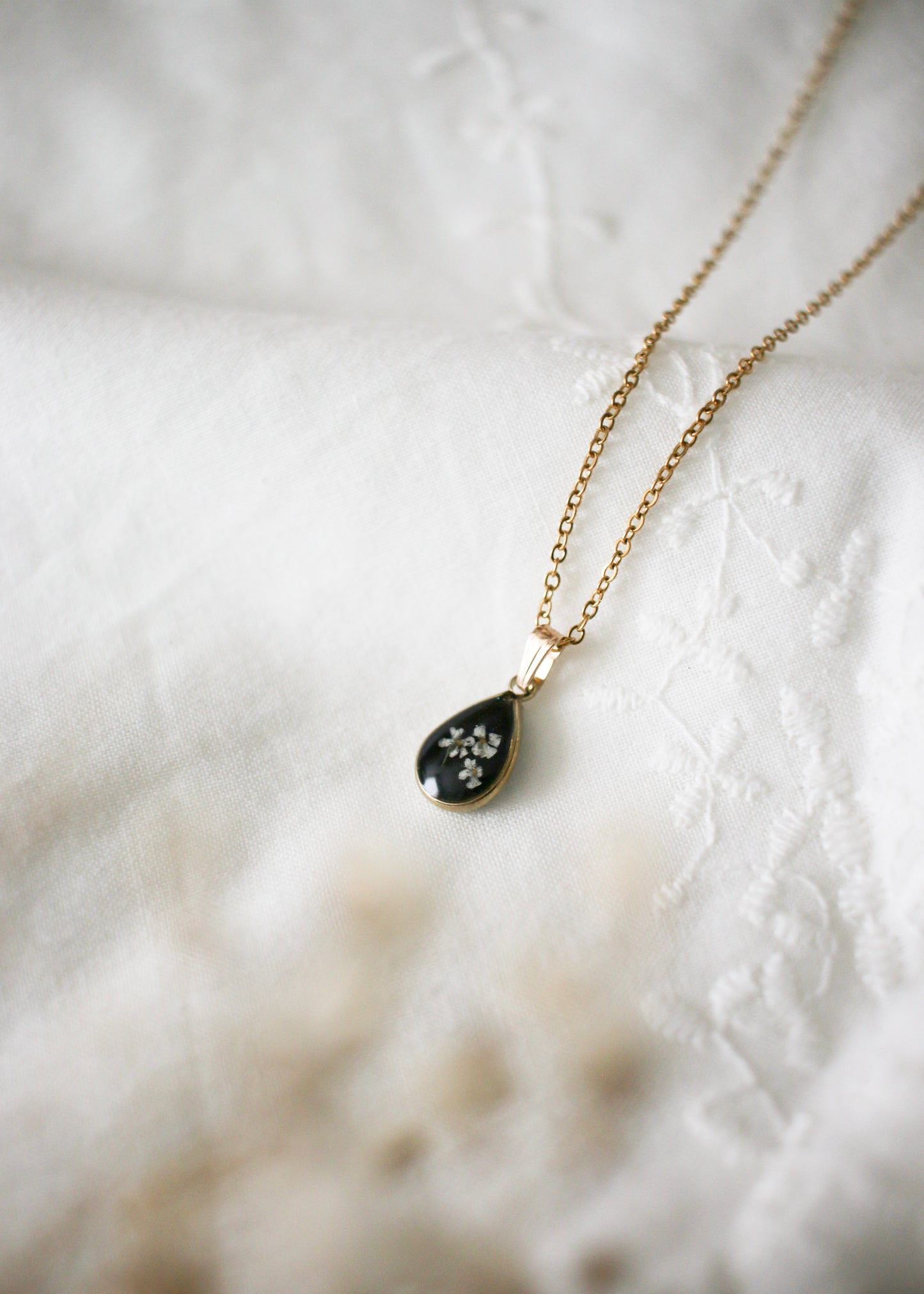Heirloom Marilla Necklace (Vintage)