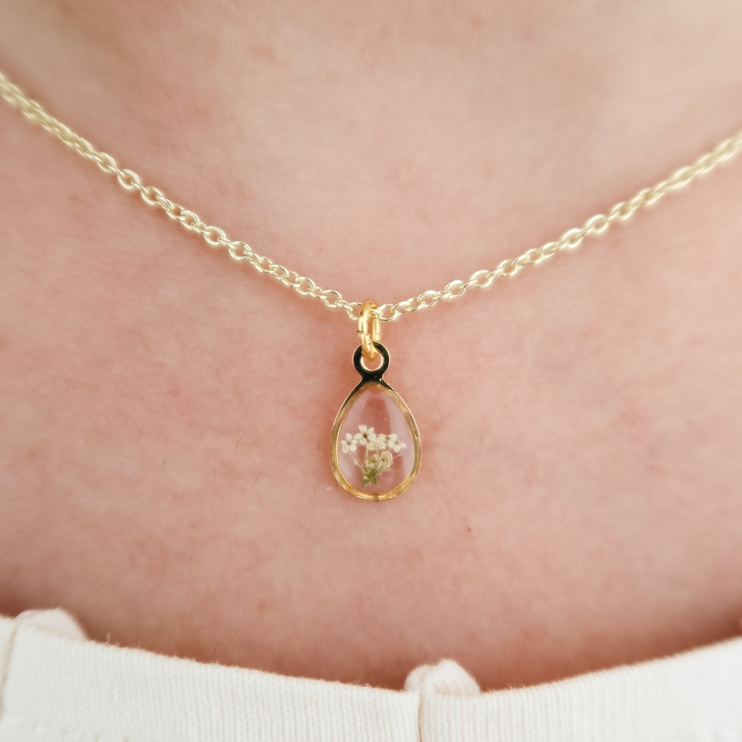 Raindrop Queen Anne's Lace Necklace