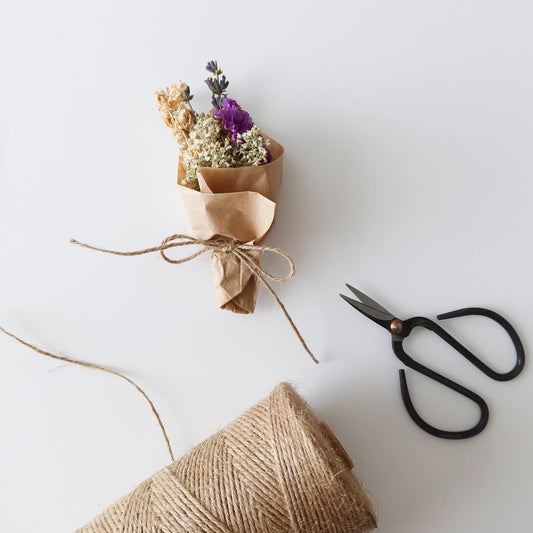 Basic Flower Pressing & Mini Dried Bouquet Workshop